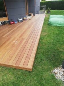 Terrasse mit Blende